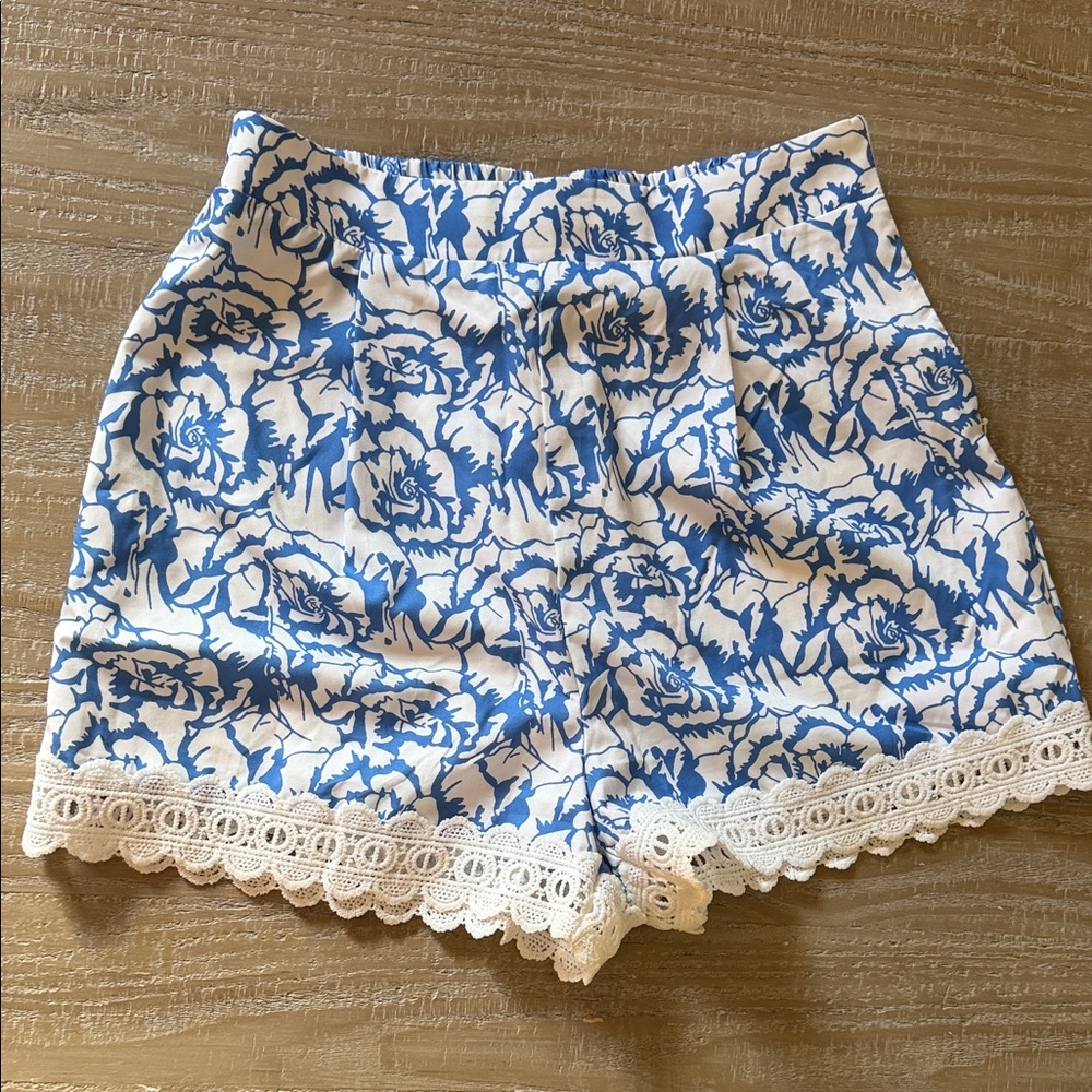 Simplee Apparel Blue and White Floral High Waist Shorts